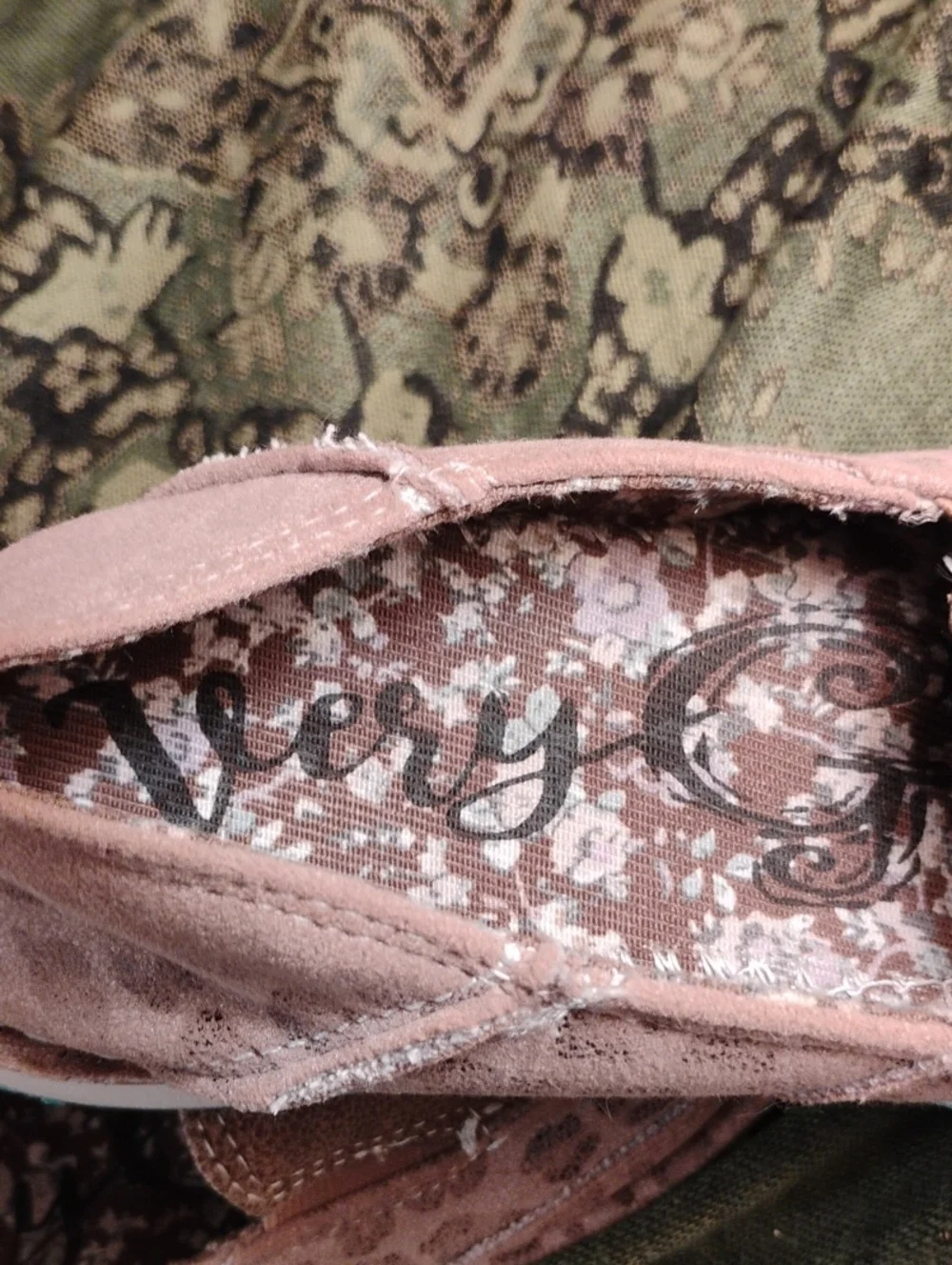 Very G comfortable women